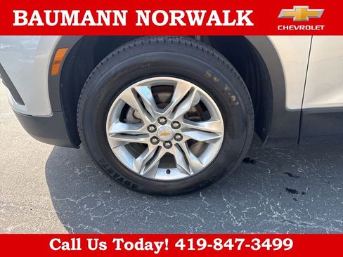Used 2020 Chevrolet Blazer LT FWD image 17