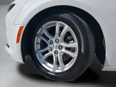 Used 2020 Chevrolet Camaro LS image 59