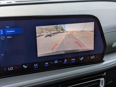 New 2026 Chevrolet Traverse LT w/ LPO, Floor Liner Package image 24