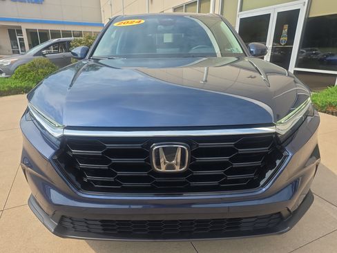 Used 2024 Honda CR-V EX image 2