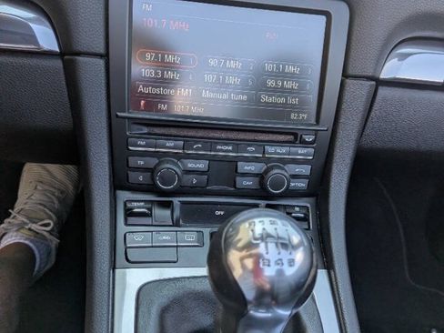 Used 2014 Porsche Boxster RWD image 13