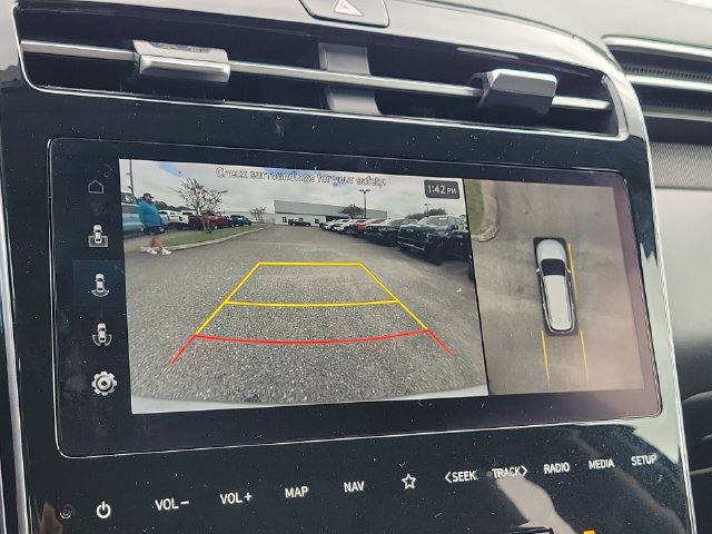Used 2023 Hyundai Tucson Limited AWD/4WD image 32