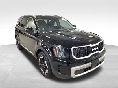 Used 2024 Kia Telluride EX w/ EX Captain's Chair Package
