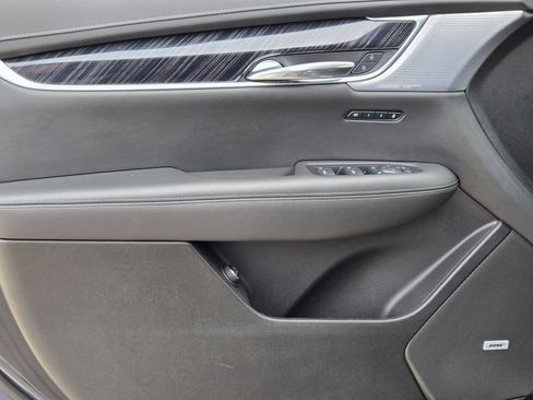 Certified 2025 Cadillac XT6 Premium Luxury image 24