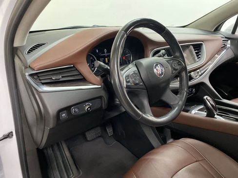 Used 2021 Buick Enclave Avenir w/ Avenir Technology Package image 2