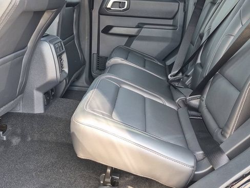 New 2026 Ford Bronco Outer Banks AWD/4WD image 17