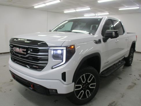 New 2026 GMC Sierra 1500 AT4 w/ AT4 Premium Package AWD/4WD image 1