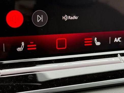 New 2026 Volkswagen Tiguan SE R-Line image 23