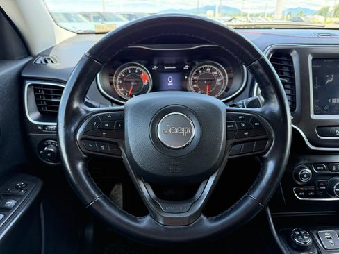 Used 2021 Jeep Cherokee Trailhawk AWD/4WD image 23
