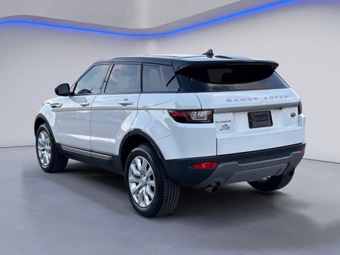 Used 2016 Land Rover Range Rover Evoque SE image 6