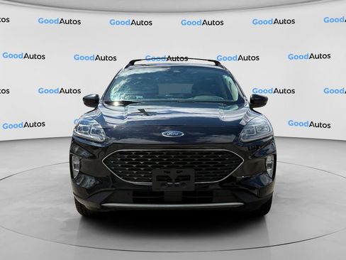 Used 2020 Ford Escape Titanium AWD/4WD image 13