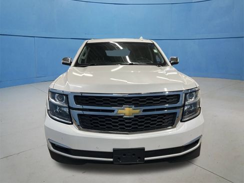 Used 2017 Chevrolet Suburban Premier image 2