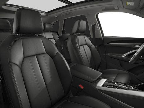 Certified 2025 Audi Q5 Premium w/ Convenience Package AWD/4WD image 5
