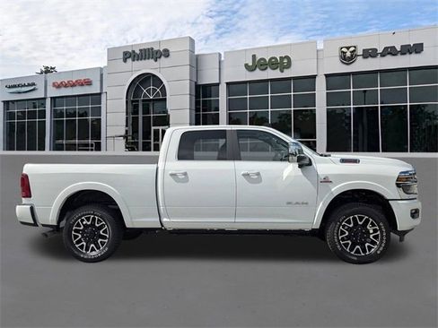 New 2026 RAM 2500 Limited image 2