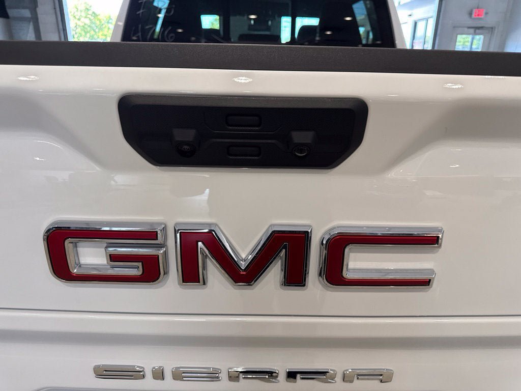 New 2026 GMC Sierra 1500 AT4 w/ AT4 Premium Package AWD/4WD image 9
