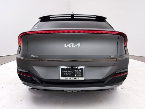 Used 2023 Kia EV6 GT-Line w/ GT-Line Suede Seat Package image 19