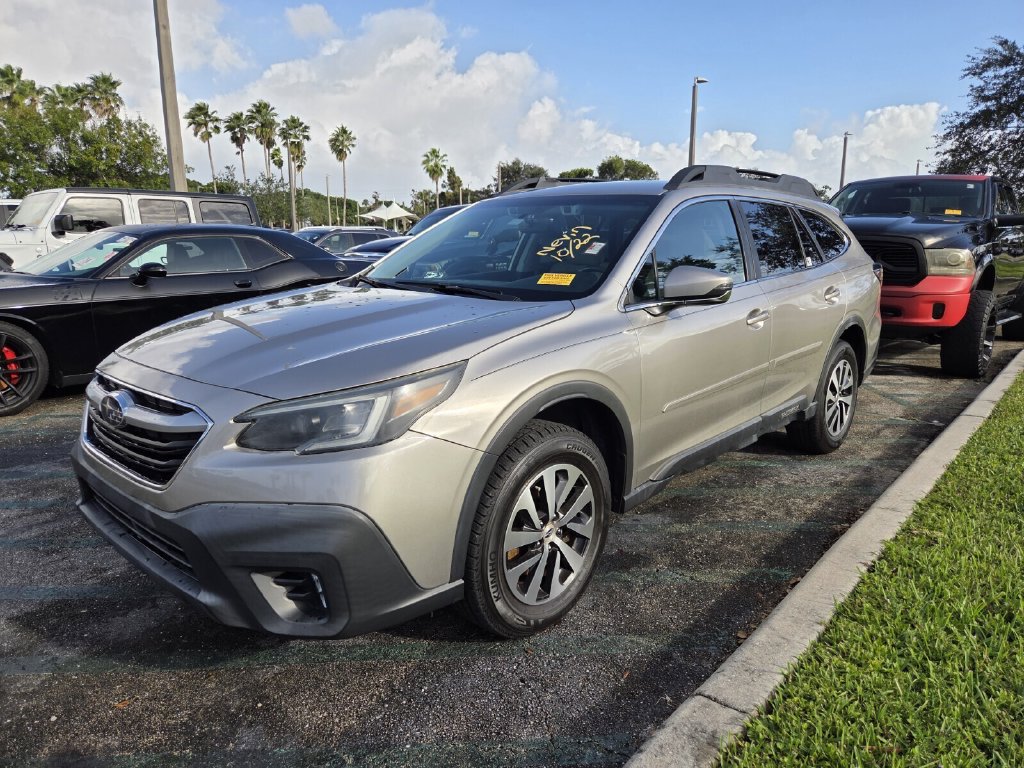 Used 2020 Subaru Outback Premium w/ Popular Package #1 AWD/4WD image 3