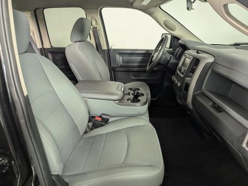 Used 2017 RAM 1500 Express w/ Express Value Package image 22