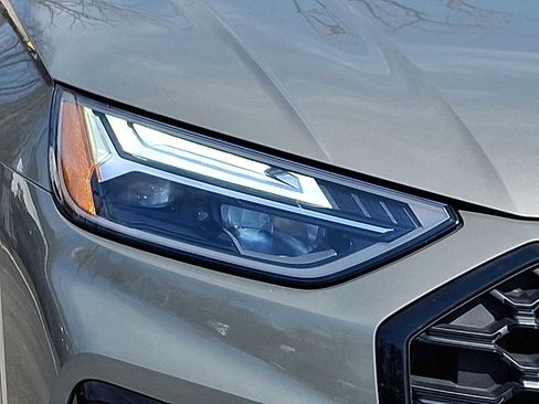 Certified 2023 Audi SQ5 Premium Plus w/ Premium Plus Package AWD/4WD image 28