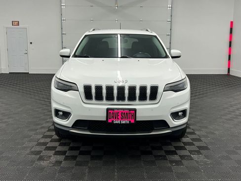 Used 2019 Jeep Cherokee Limited w/ Luxury Group image 5