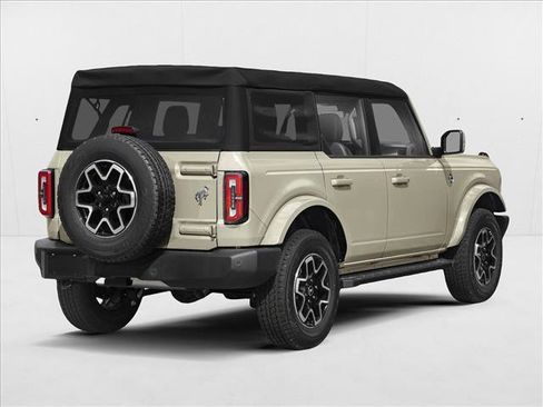 New 2026 Ford Bronco Outer Banks AWD/4WD image 2