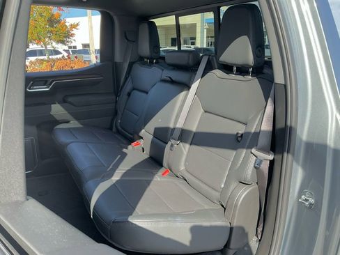 Used 2025 GMC Sierra 1500 Denali w/ Denali Reserve Package image 32