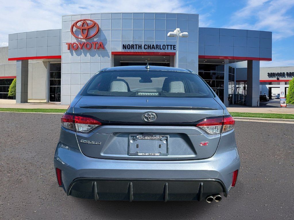 Used 2024 Toyota Corolla SE FWD image 7
