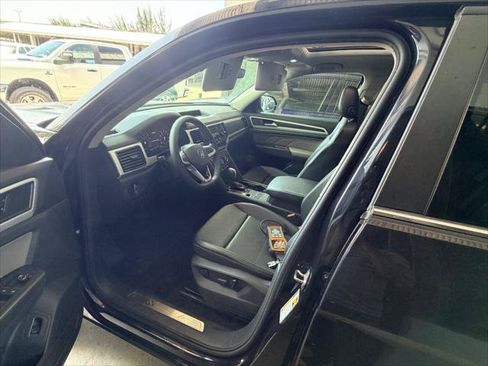 Used 2022 Volkswagen Atlas SE w/ Panoramic Sunroof Package FWD image 24