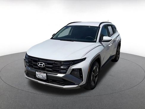 Used 2025 Hyundai Tucson SEL FWD image 7