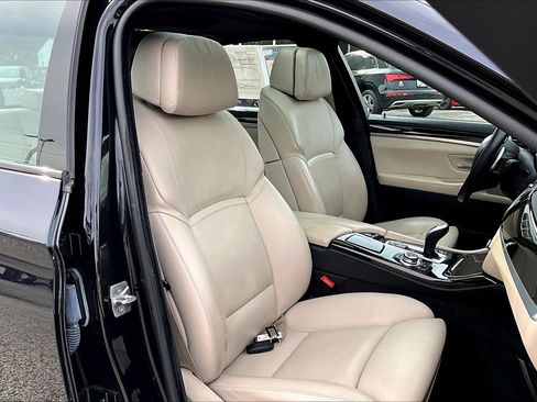 Used 2012 BMW 528i Sedan RWD image 7