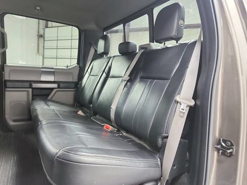 Used 2018 Ford F150 XLT w/ Equipment Group 302A Luxury AWD/4WD image 11