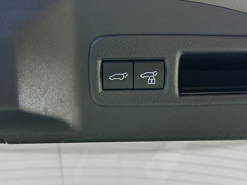 Used 2024 Toyota bZ4X XLE w/ Weather Package image 30