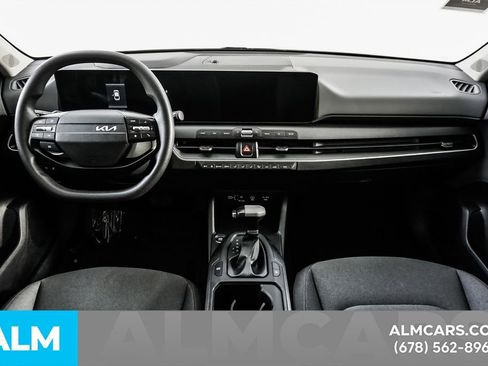 Used 2025 Kia K4 FWD image 23