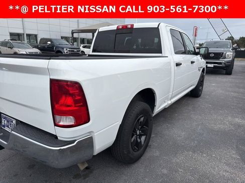 Used 2019 RAM 1500 Classic SLT image 2
