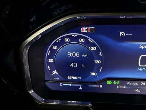 Used 2024 Chevrolet Silverado 1500 LT image 34