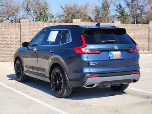 Certified 2025 Honda CR-V Sport-L image 8