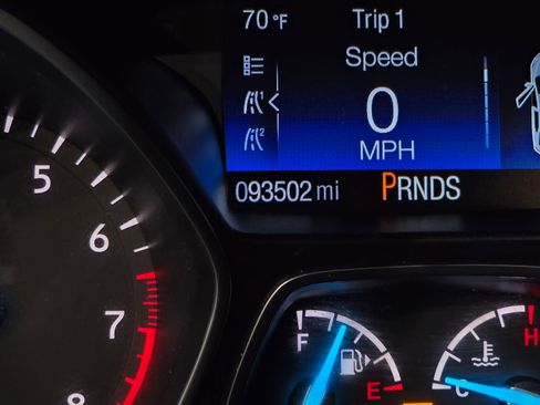 Used 2018 Ford Escape SEL image 31