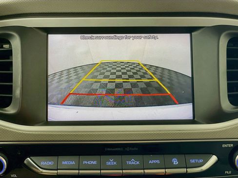 Used 2017 Hyundai Ioniq Limited FWD image 16