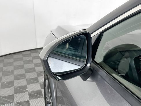 Used 2023 Nissan Rogue SV FWD image 15