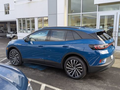 New 2026 Volkswagen ID.4 Pro image 2