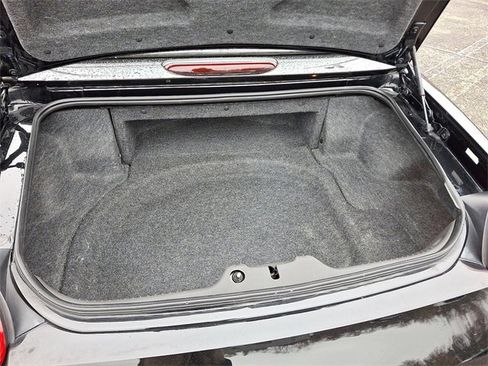 Used 2002 Ford Thunderbird image 28