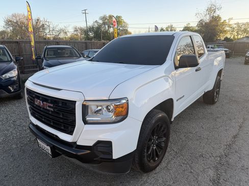 Used 2022 GMC Canyon Elevation Standard RWD image 1