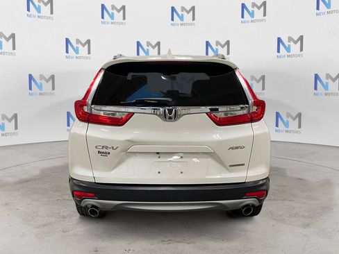 Used 2018 Honda CR-V Touring image 4