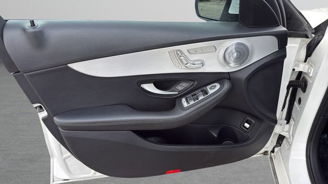 Used 2021 Mercedes-Benz C 300 Sedan w/ Premium Package image 9