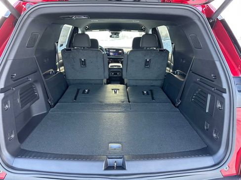New 2026 Chevrolet Traverse LT image 14