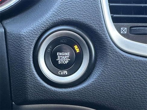 Certified 2020 Dodge Durango SXT image 33