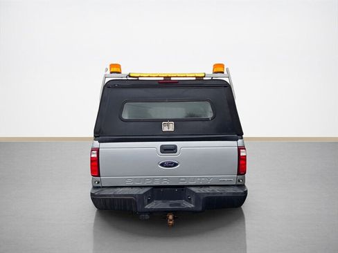 Used 2016 Ford F250 XL w/ Power Equipment Group image 5