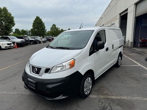 Used 2019 Nissan NV200 S FWD image 9