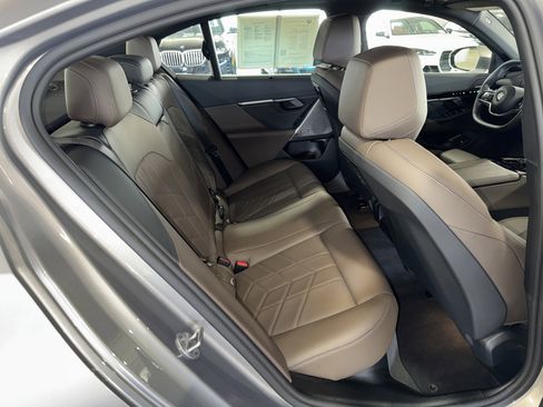 Certified 2025 BMW 530i image 12