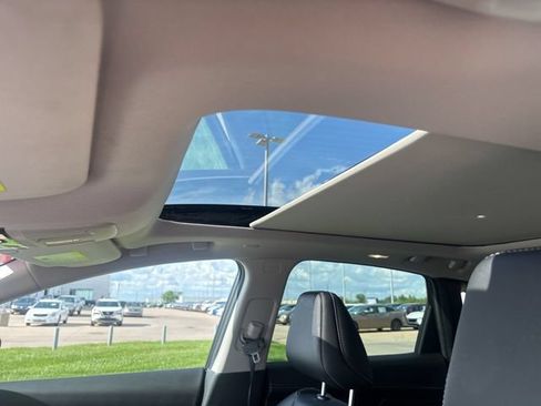 Used 2025 Nissan Murano SL w/ Cargo Package AWD/4WD image 19